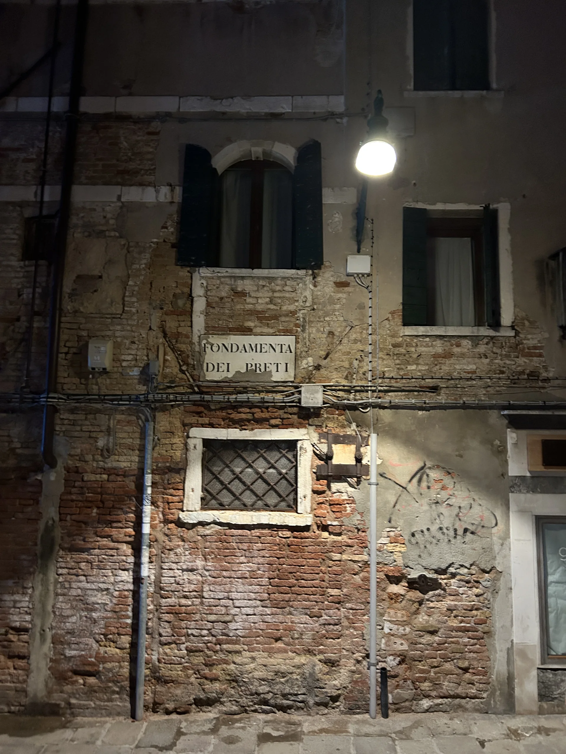 Venice in summer, Italy — cinematic destination photography by Untold Vista